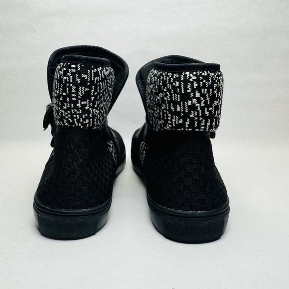 Bernie Mev Ankle Boots Booties Womens Sz 37 US 6.5 Black Suede Slip On Comfort - Picture 8 of 10